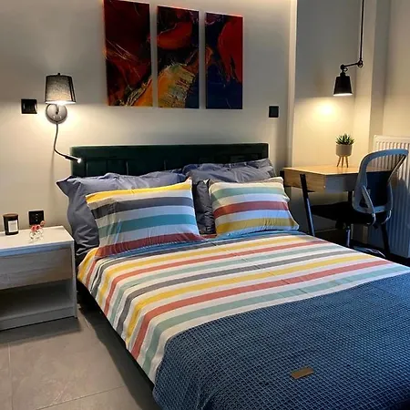 Vyron 2 Lusso * Nea Michaniona