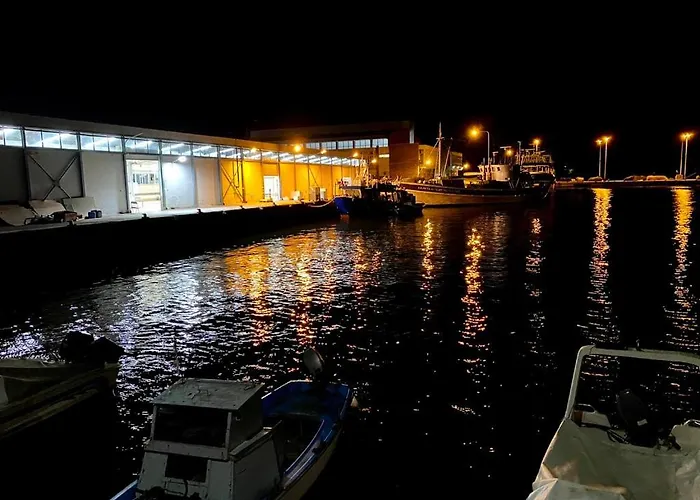 Vyron 2 Lusso * Nea Michaniona