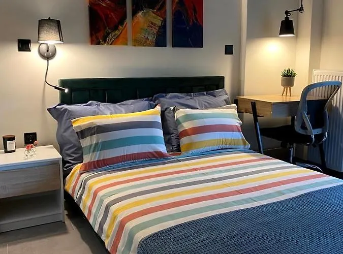 Vyron 2 Lusso * Nea Michaniona