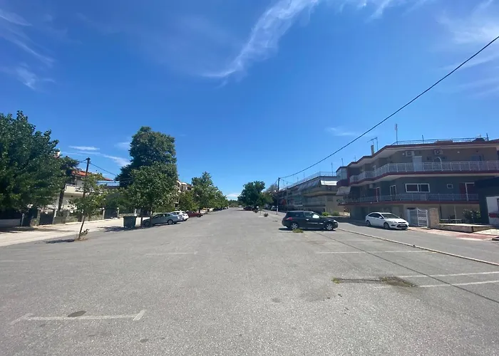 Vyron 2 Lusso * Nea Michaniona