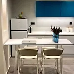 Vyron 2 Lusso Apartament