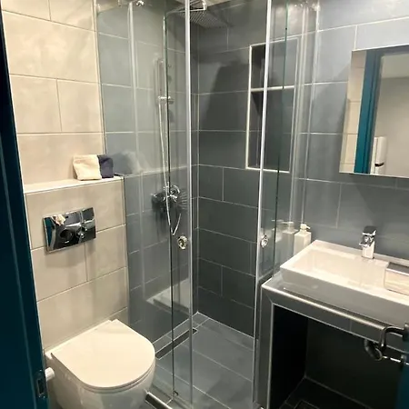 Vyron 2 Lusso Apartman