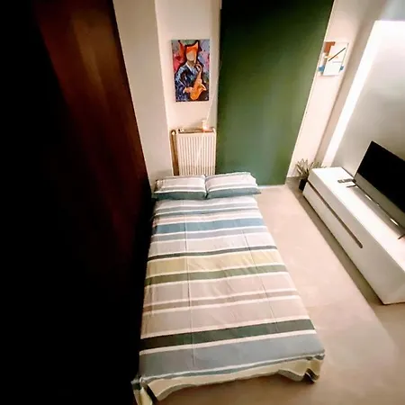 Vyron 2 Lusso Apartman *